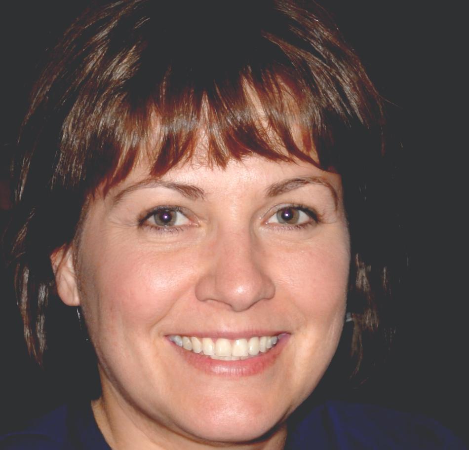 Instructora Valeria Ospina especialista en análisis cuantitativo